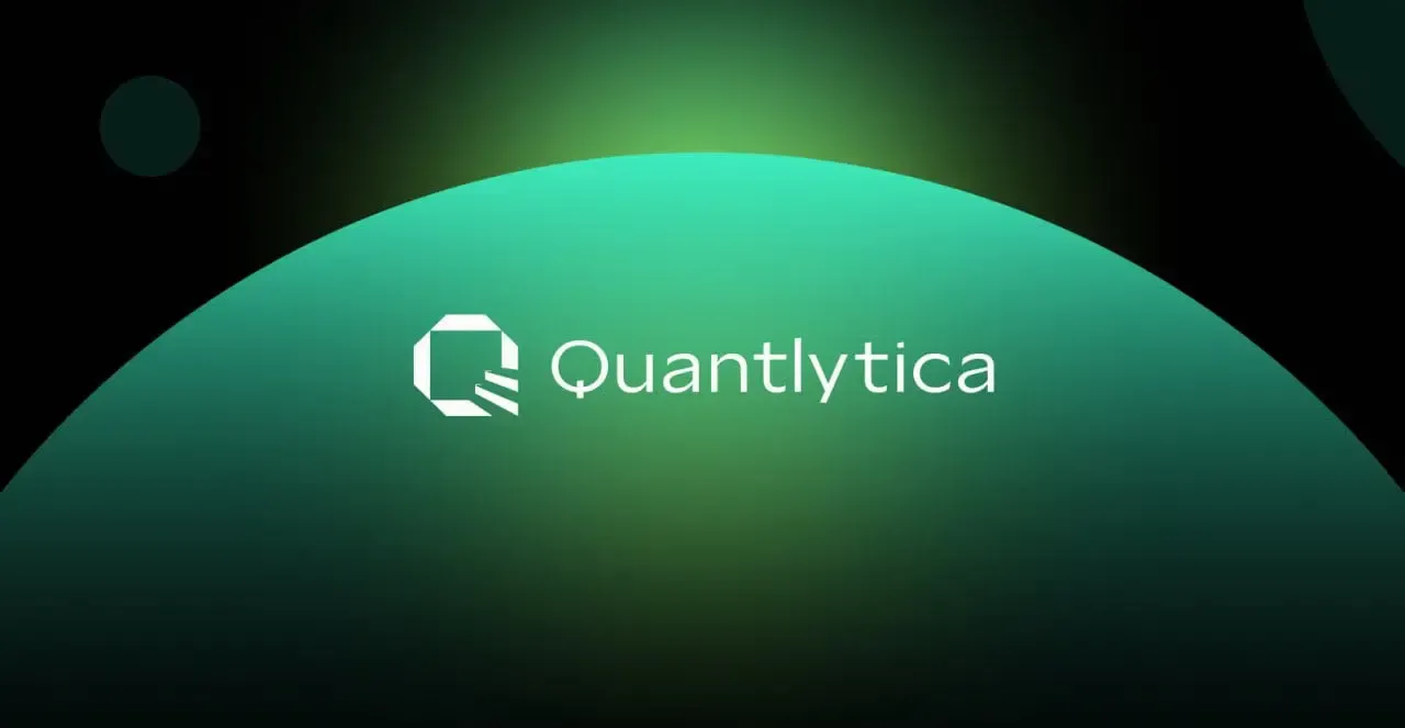 How does the liquidity strategy platform Quantlytica simplify DeFi investments through AI technology?