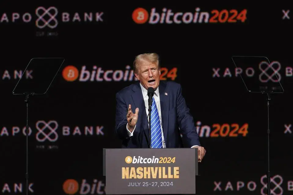 Politicians gather, over the course of ten years, the Bitcoin conference has evolved from a technical forum to a political stage