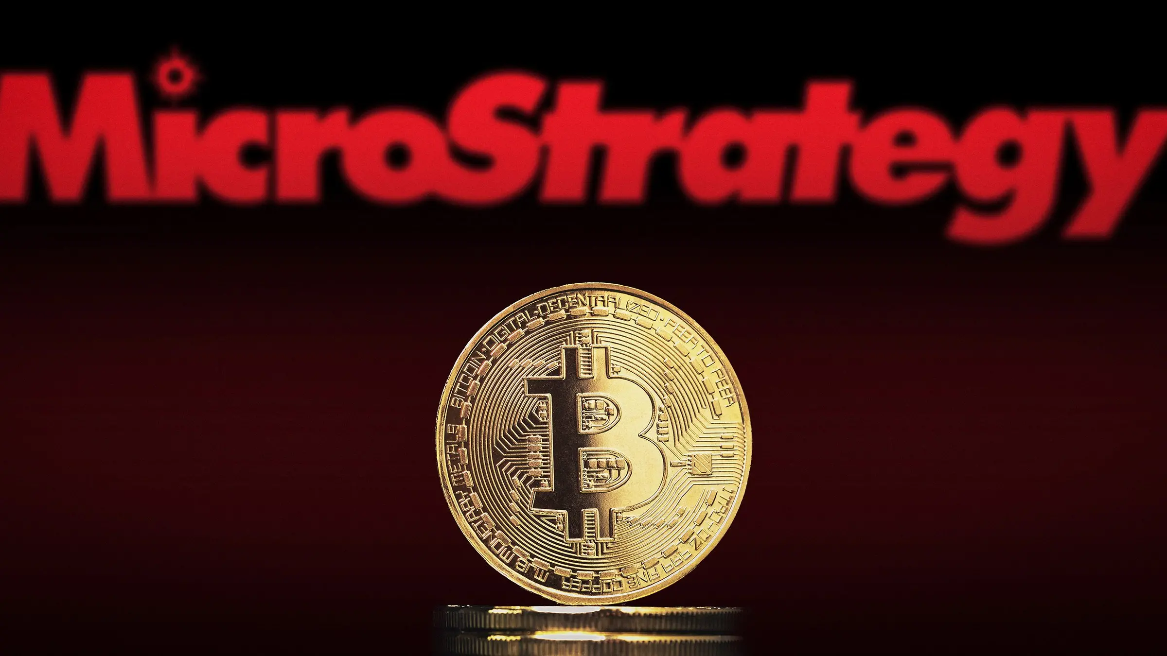 深入解析 MicroStrategy 的机遇与风险：戴维斯双击与双杀