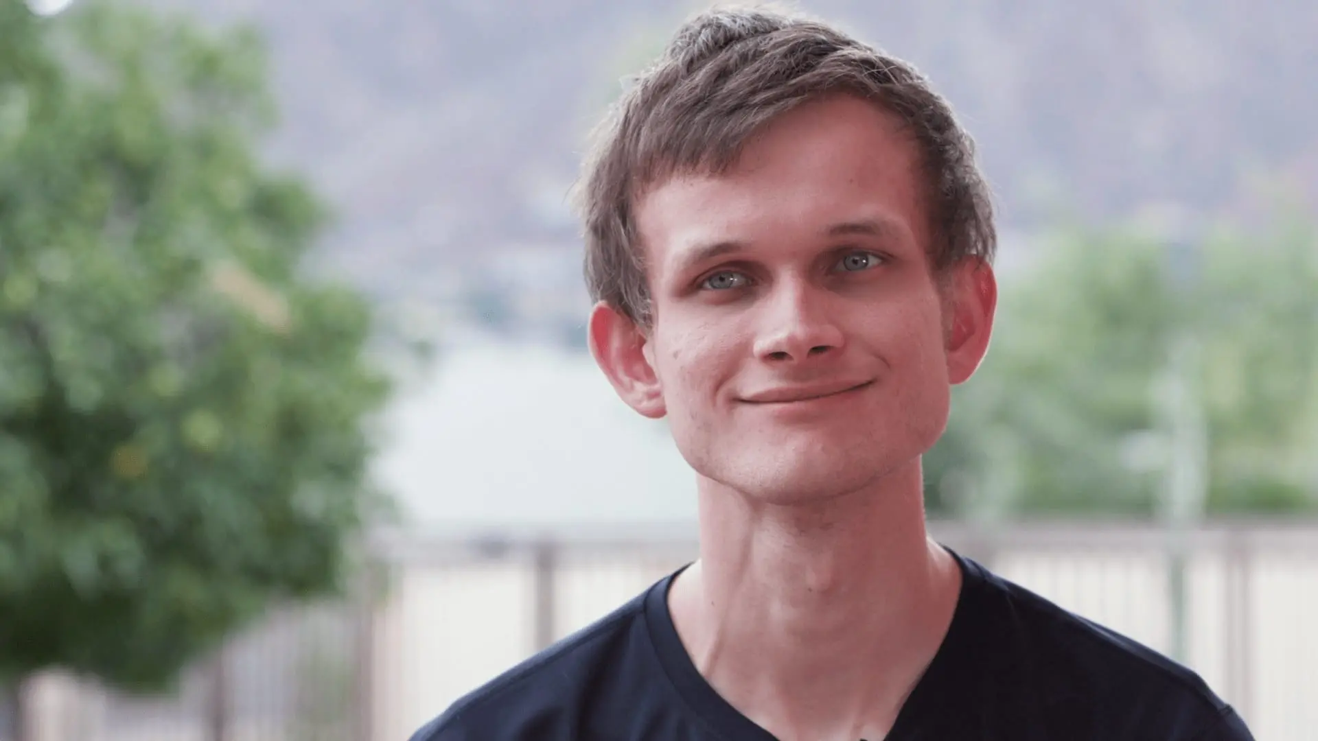 對話 Vitalik（二）：回應基金會賣幣質疑、Memecoin 發展方向、個人影響力會否被濫用？