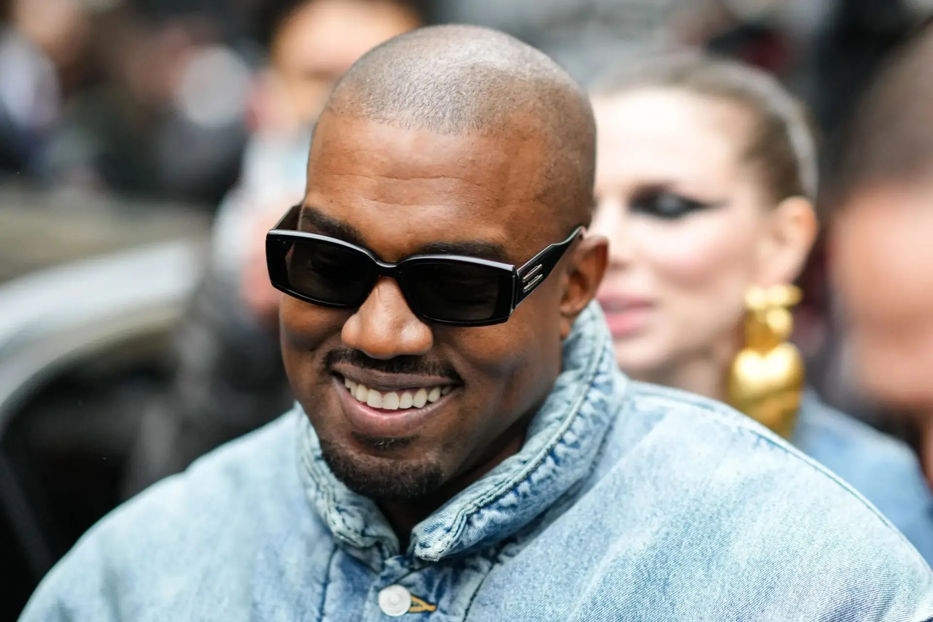 Singer Kanye's cryptocurrency controversy: attitude reversal, suspicion of selling X account, another meticulously planned "harvest"?